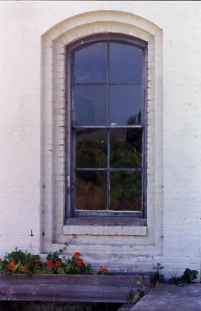 Window.jpg - 18592 Bytes